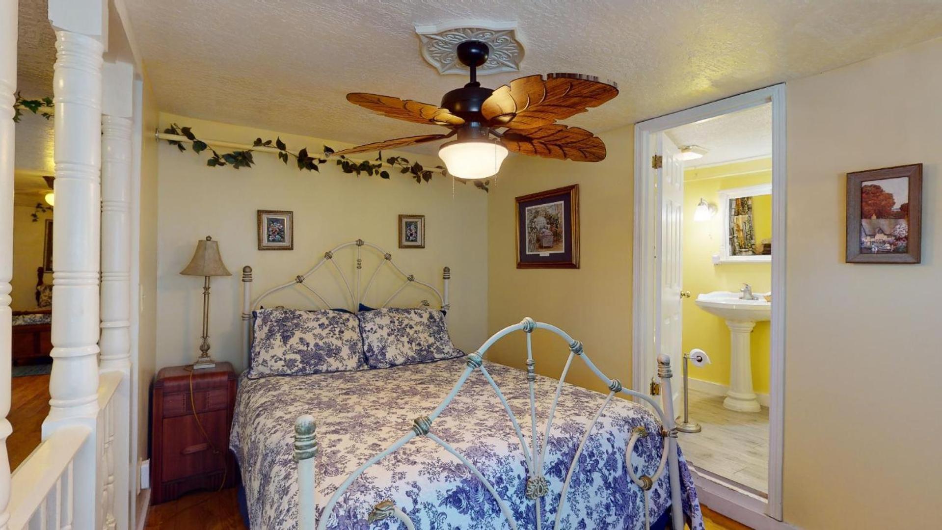 Casa Coquina Del Mar Bed And Breakfast Тайтъсвил Екстериор снимка