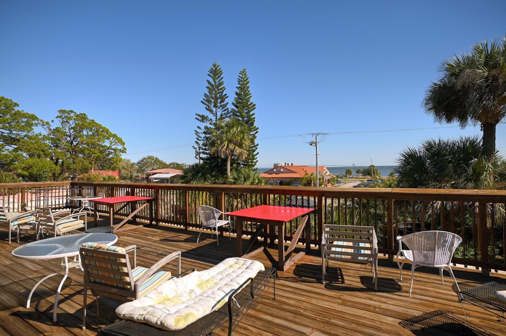 Casa Coquina Del Mar Bed And Breakfast Тайтъсвил Екстериор снимка