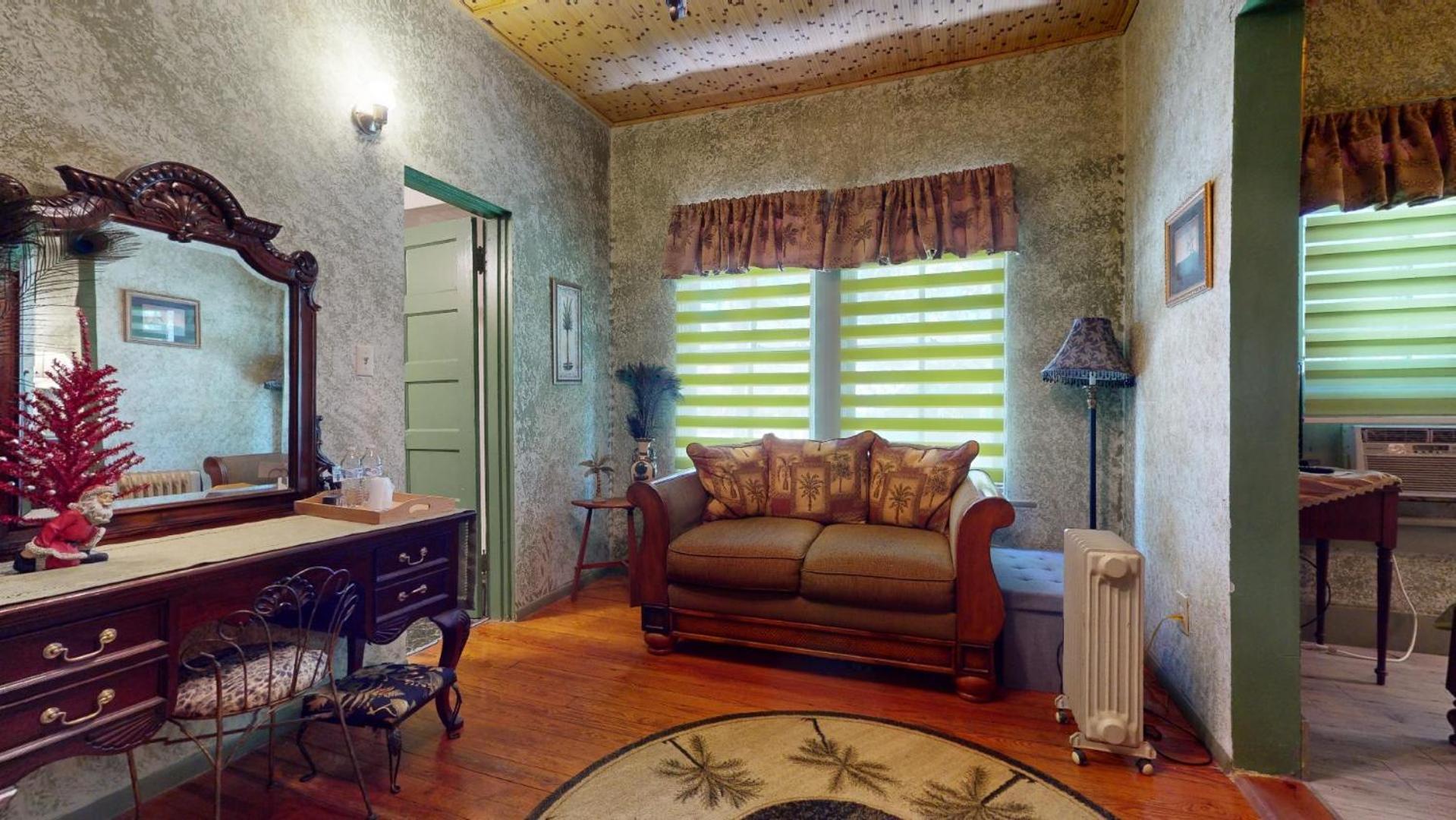 Casa Coquina Del Mar Bed And Breakfast Тайтъсвил Екстериор снимка
